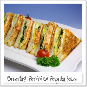 玉子とベーコンとほうれん草のホットサンドイッチ、クリーミーパプリカソース